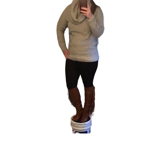 Maurices XS Cowl Neck Gray Oversized Chunky Sweater (can fit multiple sizes) - Picture 6 of 7